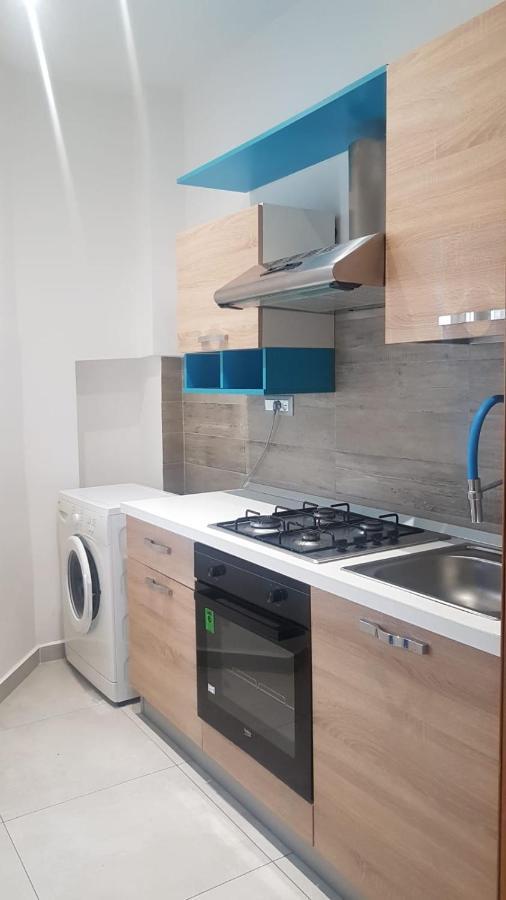 Appartamento Fronte Mare Falconara Marittima Exterior foto